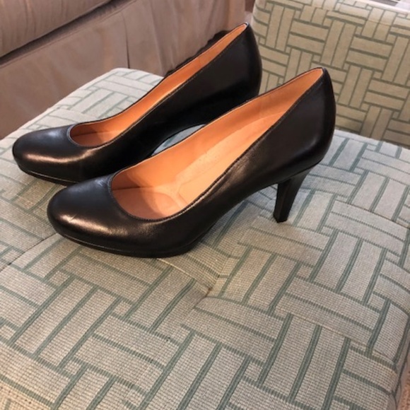 naturalizer celina pump